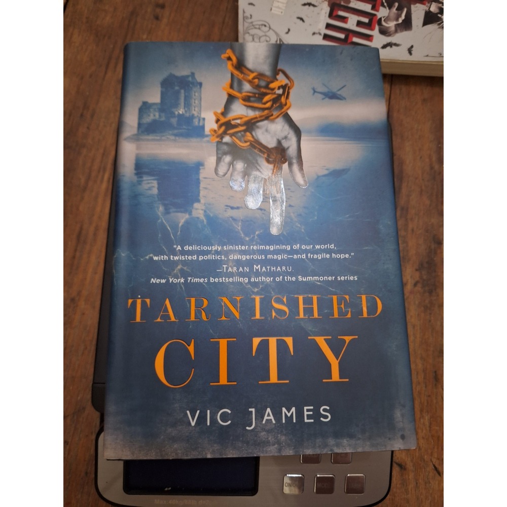 Tarnished City Vic James First Edition Hardcover‎ Dark Gifts Book 2 Fantasy 2018